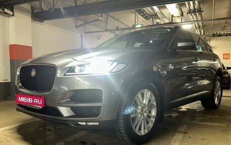 Jaguar F-Pace, 2017 год, 2 935 000 рублей, 4 фотография