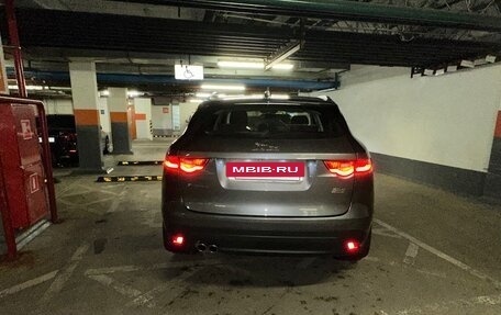 Jaguar F-Pace, 2017 год, 2 935 000 рублей, 17 фотография