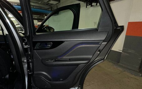 Jaguar F-Pace, 2017 год, 2 935 000 рублей, 32 фотография