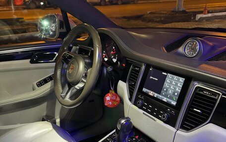 Porsche Macan I рестайлинг, 2018 год, 3 950 000 рублей, 7 фотография