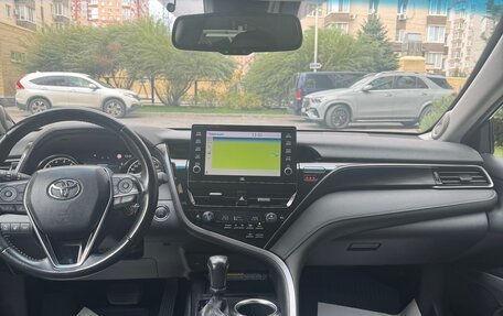 Toyota Camry, 2021 год, 3 550 000 рублей, 7 фотография