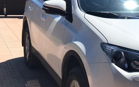 Toyota RAV4, 2015 год, 1 750 000 рублей, 3 фотография