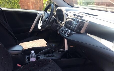 Toyota RAV4, 2015 год, 1 750 000 рублей, 5 фотография