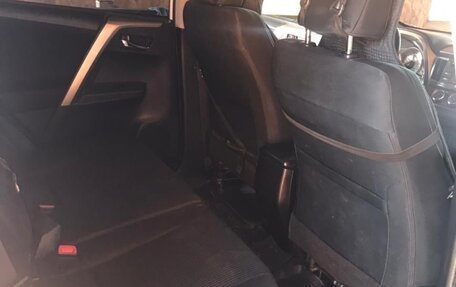 Toyota RAV4, 2015 год, 1 750 000 рублей, 12 фотография