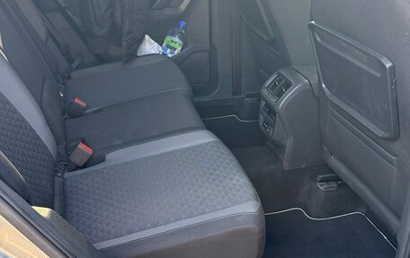 Volkswagen Tiguan II, 2018 год, 2 800 000 рублей, 12 фотография