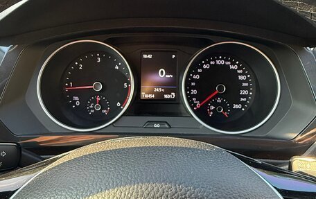 Volkswagen Tiguan II, 2018 год, 2 800 000 рублей, 10 фотография