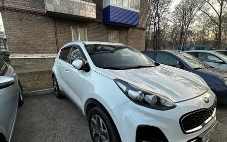 KIA Sportage IV рестайлинг, 2018 год, 2 100 000 рублей, 3 фотография