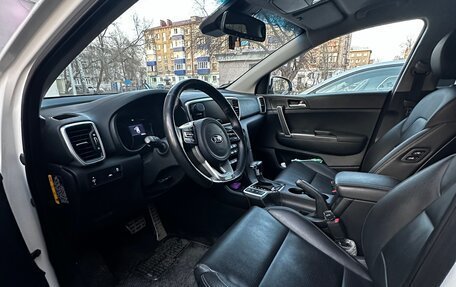 KIA Sportage IV рестайлинг, 2018 год, 2 100 000 рублей, 5 фотография
