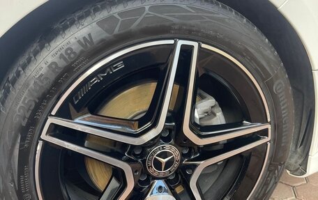 Mercedes-Benz A-Класс, 2021 год, 3 000 000 рублей, 8 фотография