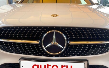 Mercedes-Benz A-Класс, 2021 год, 3 000 000 рублей, 2 фотография