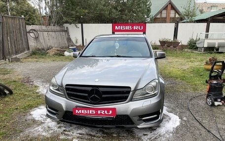 Mercedes-Benz C-Класс, 2011 год, 1 350 000 рублей, 3 фотография