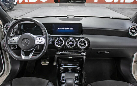 Mercedes-Benz A-Класс AMG, 2020 год, 4 498 000 рублей, 14 фотография