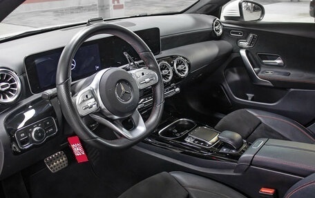 Mercedes-Benz A-Класс AMG, 2020 год, 4 498 000 рублей, 16 фотография