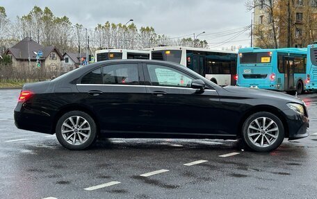 Mercedes-Benz E-Класс, 2019 год, 1 756 000 рублей, 4 фотография