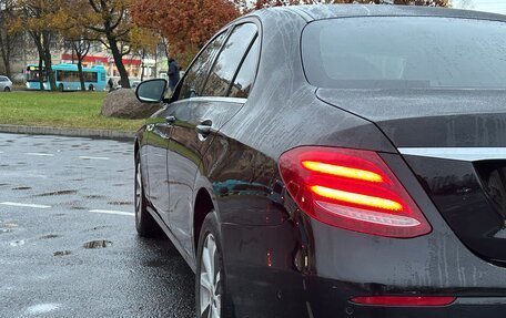 Mercedes-Benz E-Класс, 2019 год, 1 756 000 рублей, 8 фотография