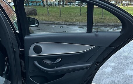 Mercedes-Benz E-Класс, 2019 год, 1 756 000 рублей, 17 фотография