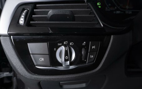 BMW 5 серия, 2021 год, 4 610 000 рублей, 23 фотография