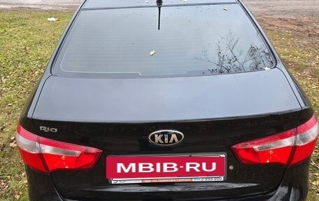 KIA Rio III рестайлинг, 2013 год, 700 000 рублей, 18 фотография