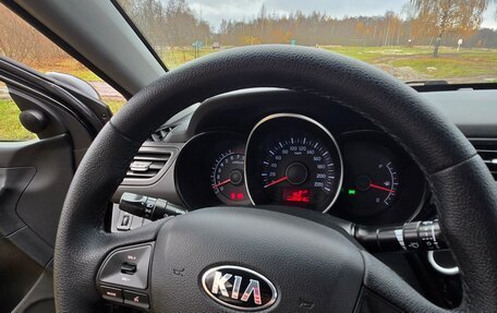 KIA Rio III рестайлинг, 2013 год, 700 000 рублей, 26 фотография