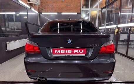 BMW 5 серия, 2008 год, 1 650 000 рублей, 10 фотография