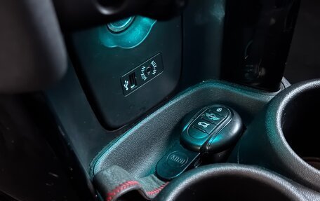 MINI Hatch, 2014 год, 1 750 000 рублей, 25 фотография