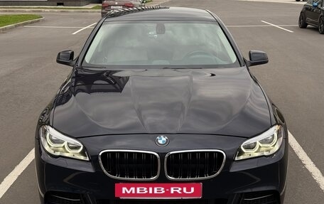 BMW 5 серия, 2012 год, 2 350 000 рублей, 2 фотография
