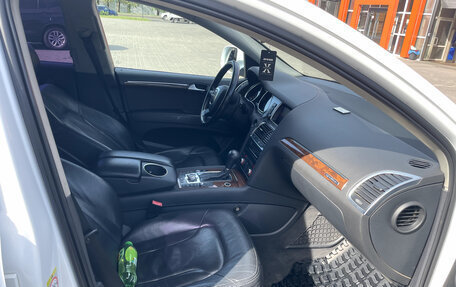 Audi Q7, 2010 год, 1 900 000 рублей, 11 фотография