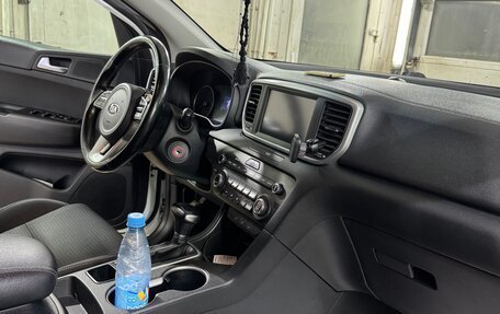 KIA Sportage IV рестайлинг, 2020 год, 1 990 000 рублей, 14 фотография