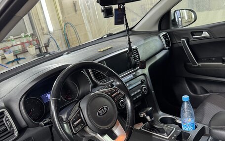 KIA Sportage IV рестайлинг, 2020 год, 1 990 000 рублей, 21 фотография