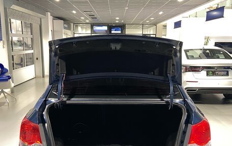 Chevrolet Cruze II, 2010 год, 715 000 рублей, 7 фотография