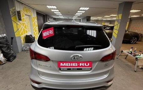 Hyundai Santa Fe III рестайлинг, 2017 год, 2 100 000 рублей, 2 фотография