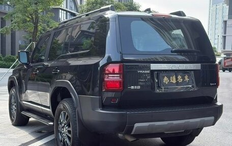 Toyota Land Cruiser Prado, 2024 год, 7 600 000 рублей, 2 фотография