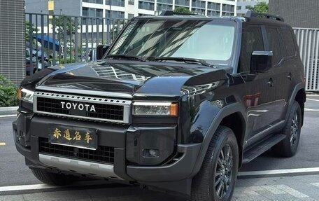 Toyota Land Cruiser Prado, 2024 год, 7 600 000 рублей, 5 фотография