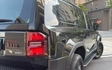 Toyota Land Cruiser Prado, 2024 год, 7 600 000 рублей, 10 фотография