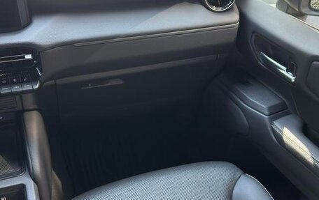 Toyota Land Cruiser Prado, 2024 год, 7 600 000 рублей, 16 фотография