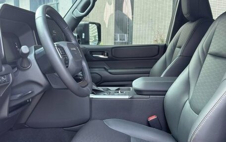 Toyota Land Cruiser Prado, 2024 год, 7 600 000 рублей, 27 фотография