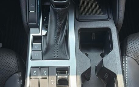 Toyota Land Cruiser Prado, 2024 год, 7 600 000 рублей, 23 фотография