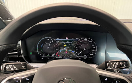 Volkswagen Touareg III, 2022 год, 7 100 000 рублей, 10 фотография