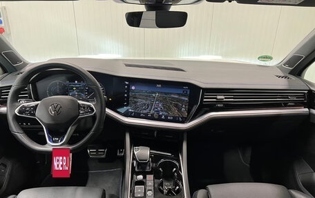 Volkswagen Touareg III, 2022 год, 7 100 000 рублей, 8 фотография