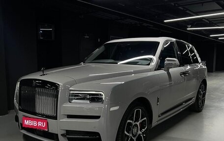 Rolls-Royce Cullinan, 2021 год, 40 000 000 рублей, 1 фотография
