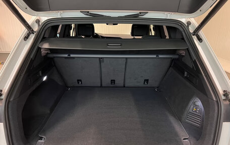 Volkswagen Touareg III, 2022 год, 7 100 000 рублей, 17 фотография