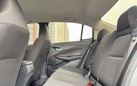 Chevrolet Monza, 2022 год, 888 155 рублей, 9 фотография