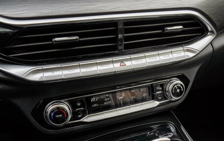 FAW Bestune T77, 2023 год, 2 150 000 рублей, 14 фотография