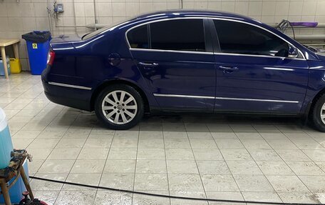Volkswagen Passat B6, 2008 год, 700 000 рублей, 2 фотография