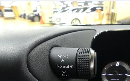 Lexus ES VII, 2021 год, 3 530 000 рублей, 16 фотография