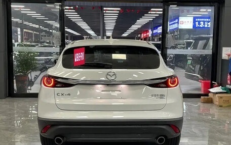 Mazda CX-4, 2021 год, 1 632 000 рублей, 5 фотография