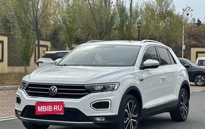 Volkswagen T-Roc I, 2022 год, 1 360 000 рублей, 1 фотография