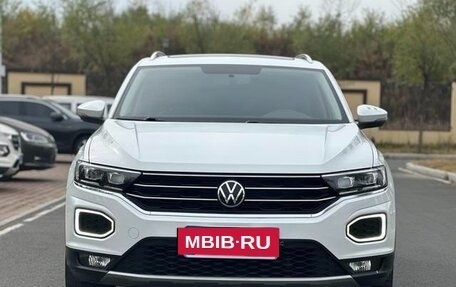 Volkswagen T-Roc I, 2022 год, 1 360 000 рублей, 6 фотография