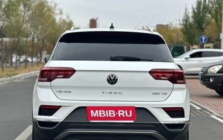 Volkswagen T-Roc I, 2022 год, 1 360 000 рублей, 3 фотография