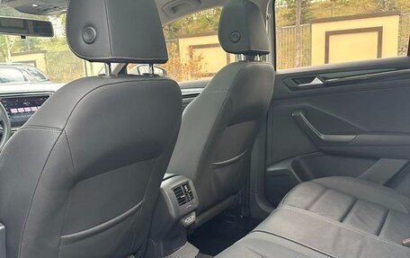 Volkswagen T-Roc I, 2022 год, 1 360 000 рублей, 8 фотография